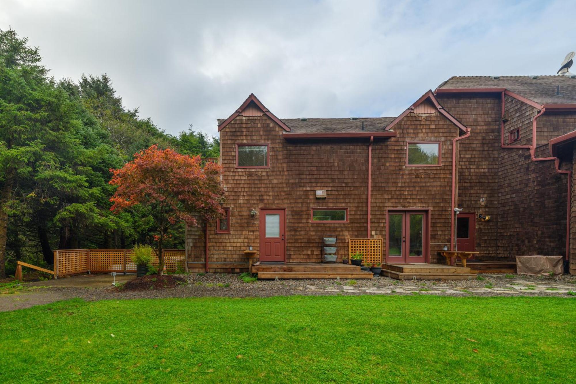 Arch Cape Inn And Retreat Exterior photo